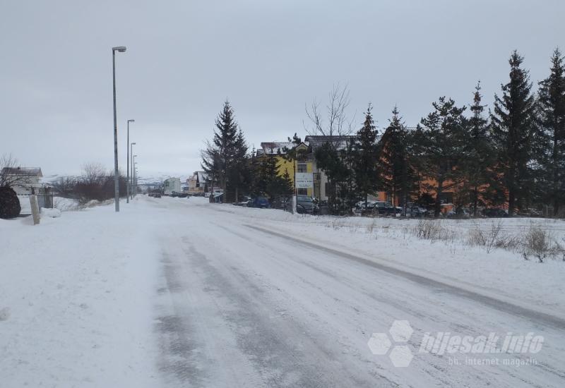 Neočišćena cesta u 8 sati ujutro - Kako je snijeg 